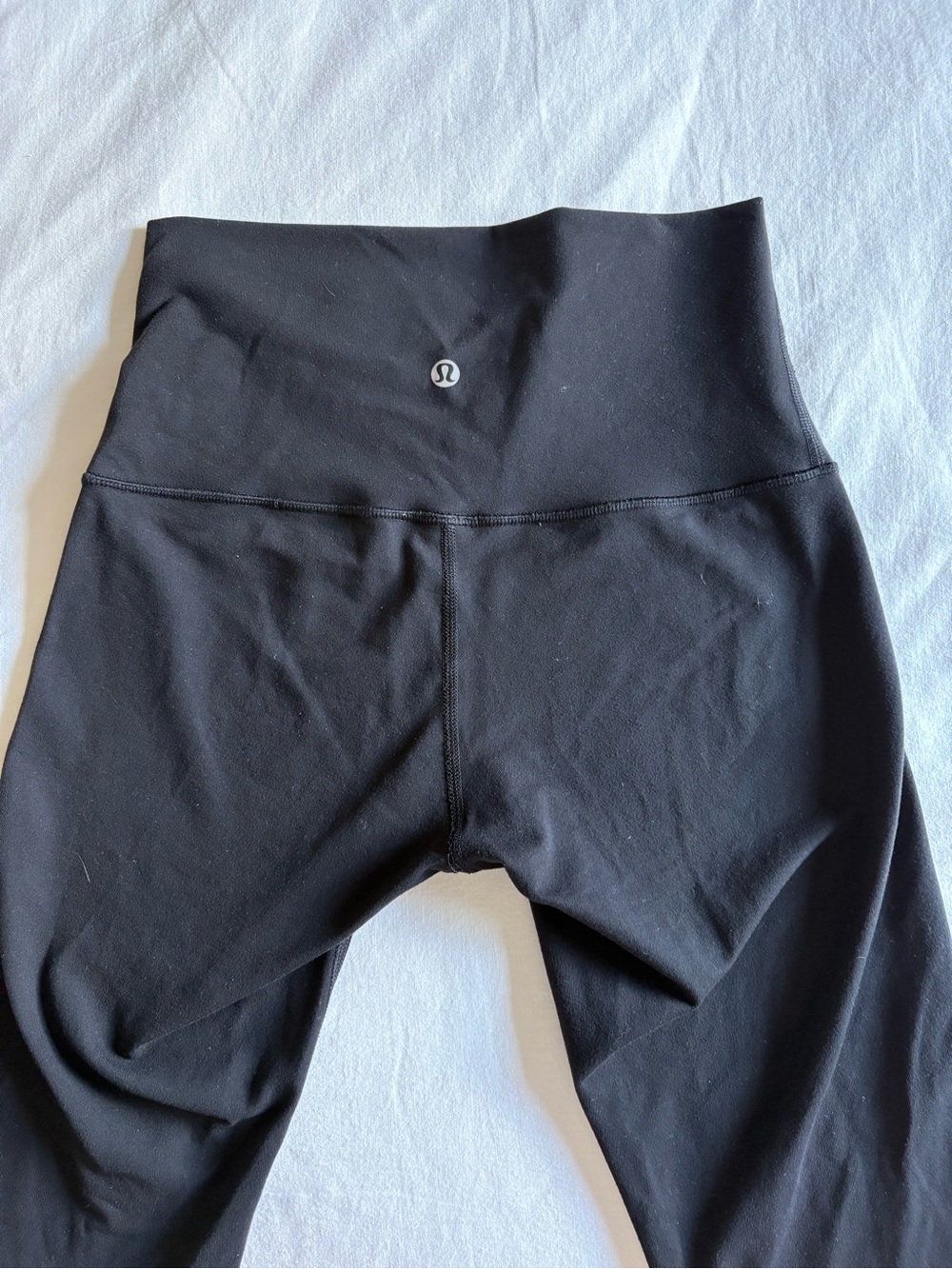 Lululemon Wunder Under High-Rise Crop 25" *Luon (Size 6) - Picture 5 of 8